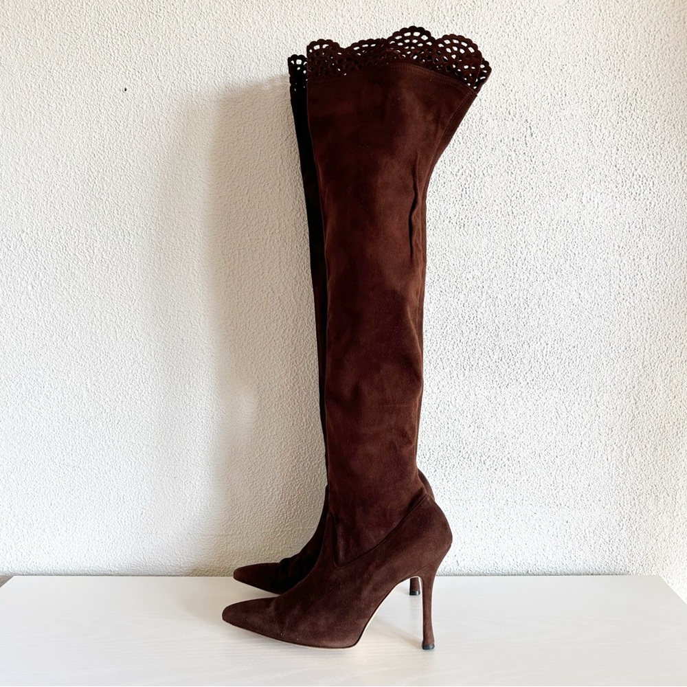 Manolo Blahnik Brown Suede Scalloped Over-the-Knee Boots EU 37 US 7 - Picture 2 of 11